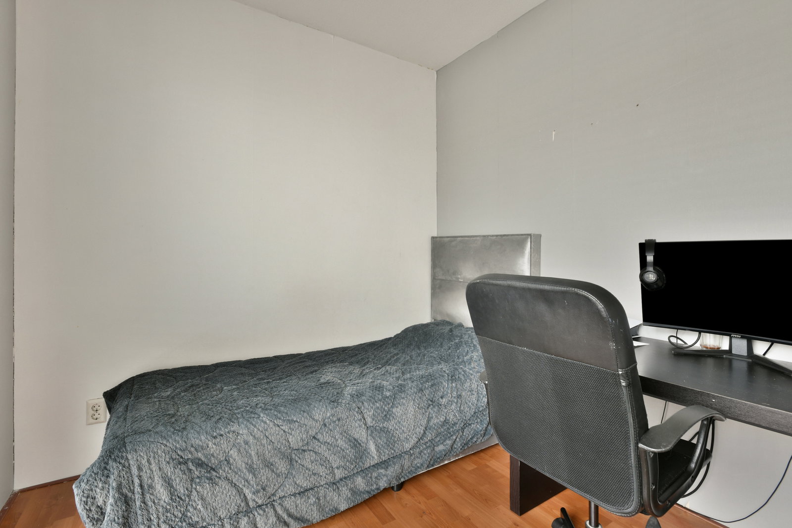 Tussenwoning te koop: Bermuda 26, Zaandam